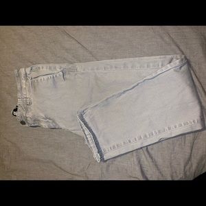 Grey short skinny jeans